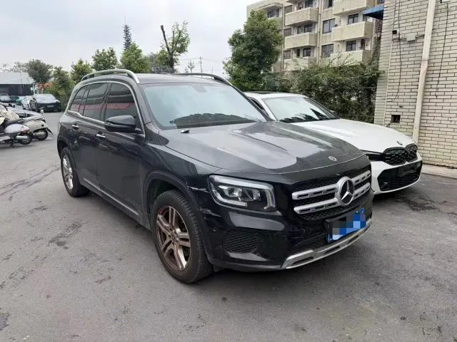 Mercedes-Benz GLB-Class — Фото автомобиля 2