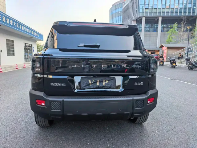 Jetour T1 — Фото автомобиля 16