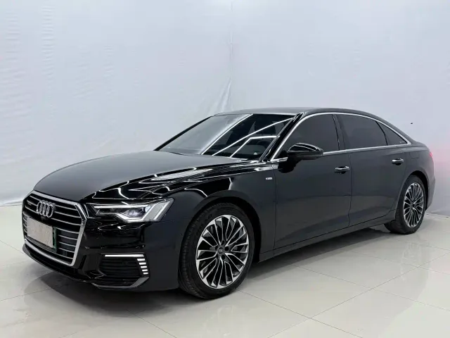 Фотография автомобиля — Audi A6L