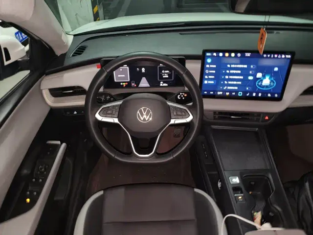 Volkswagen Sagitar — Фото автомобиля 6