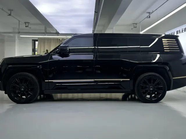 BYD U8L — Фото автомобиля 10