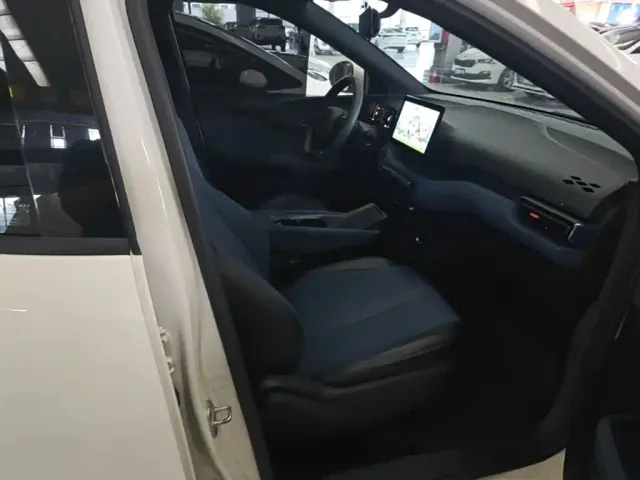 BYD Seagull — Фото автомобиля 24