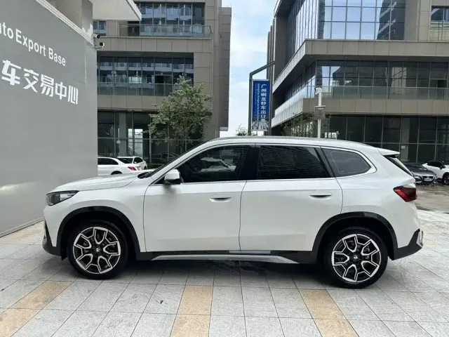 BMW X1 — Фото автомобиля 3