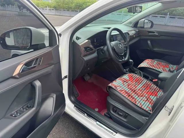 Volkswagen Tharu — Фото автомобиля 7