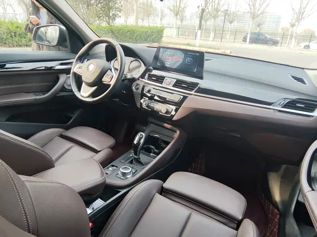 BMW X1 — Фото автомобиля 20