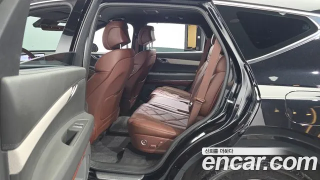 Genesis GV80 2.5T Бензин AWD — Фото автомобиля 10
