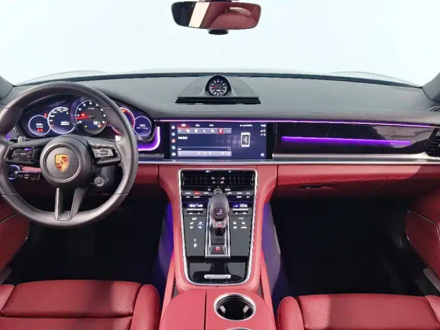 Porsche Panamera — Фото автомобиля 10