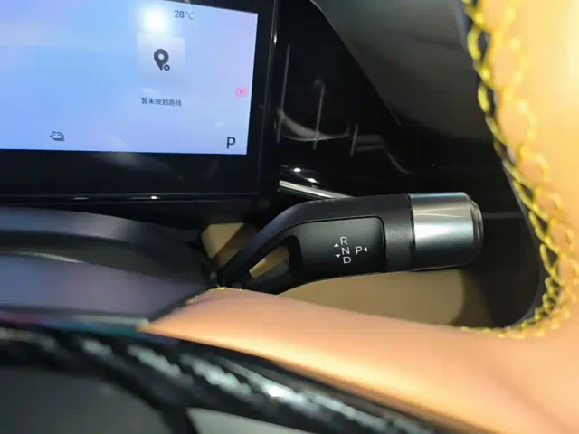 Geely Galaxy L6 — Фото автомобиля 13