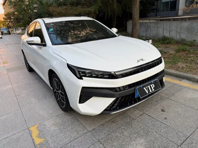 JAC Motors JAC A5 PLUS — Фото автомобиля 3