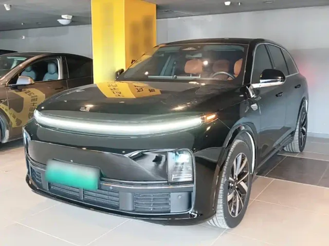 Фотография автомобиля — Li Auto L7