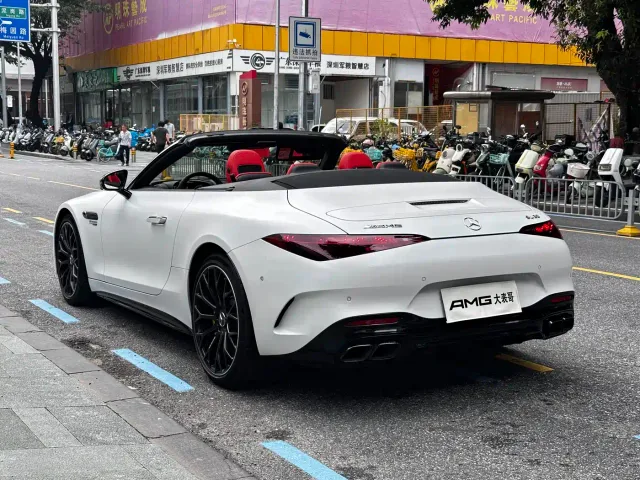 Mercedes-Benz SL-Class AMG — Фото автомобиля 12