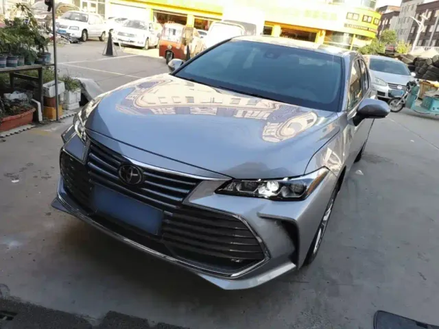 Фотография автомобиля — Toyota Avalon