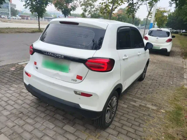 Leapmotor T03 — Фото автомобиля 6