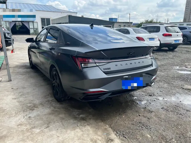 Hyundai Elantra — Фото автомобиля 6