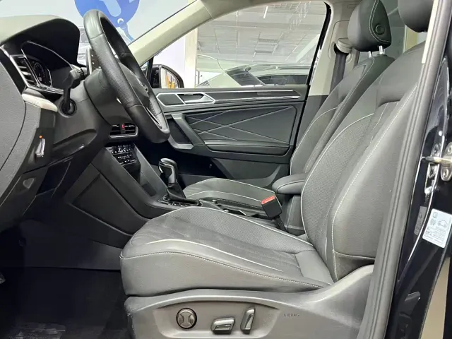 Volkswagen Tiguan L — Фото автомобиля 15