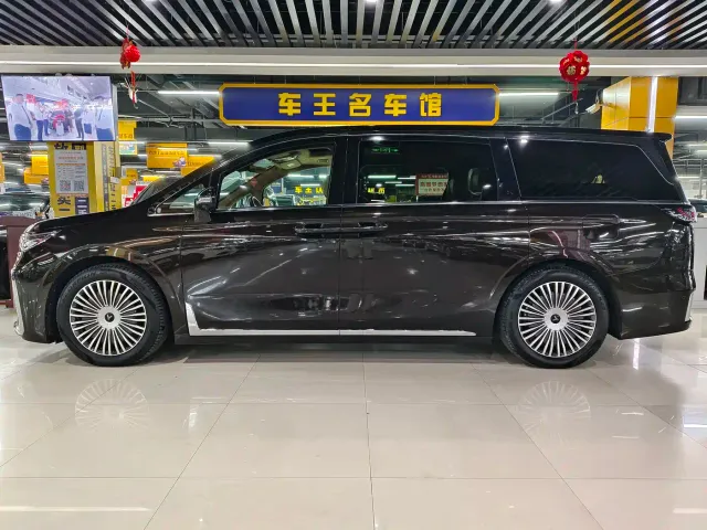 Voyah Auto Voyah Dreamer 2025 PHEV AWD Flagship Kunpeng Edition — Фото автомобиля 4