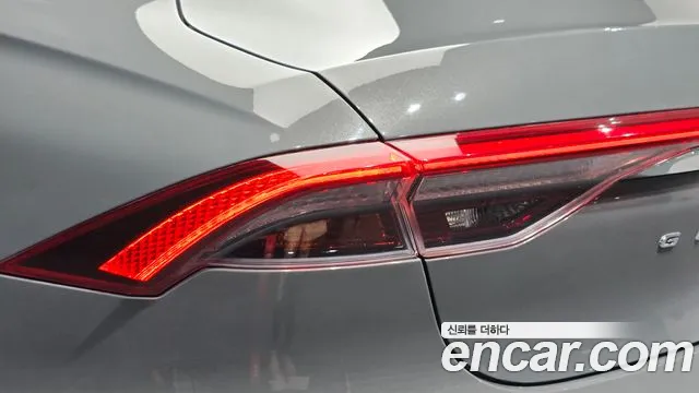 Hyundai Grandeur Grandeur (New) — Фото автомобиля 8