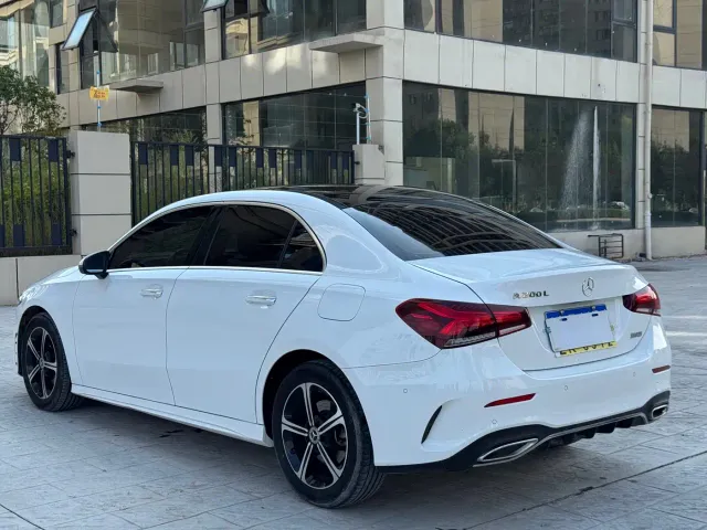 Mercedes-Benz A-Class — Фото автомобиля 14