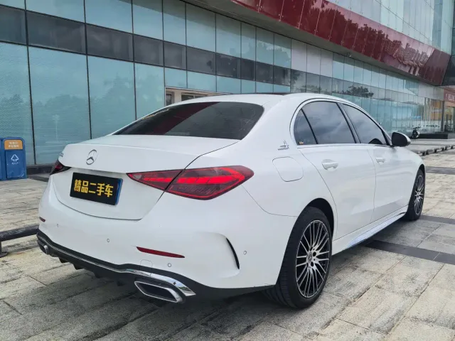 Mercedes-Benz C-Class — Фото автомобиля 19