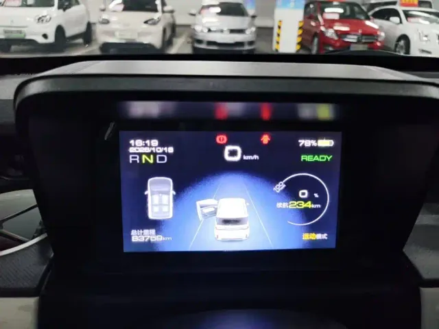 Wuling Hongguang Mini EV — Фото автомобиля 11