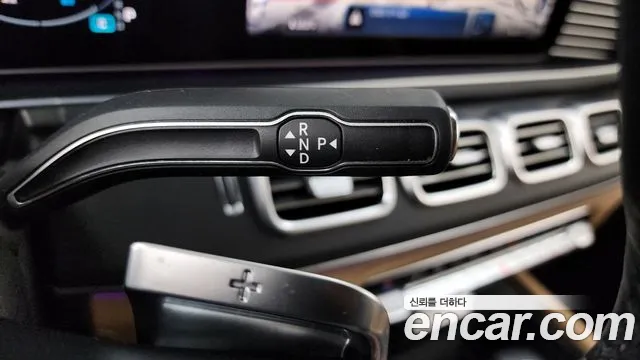 Mercedes-Benz GLE-Class — Фото автомобиля 9
