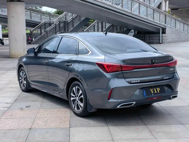 Changan Eado — Фото автомобиля 6