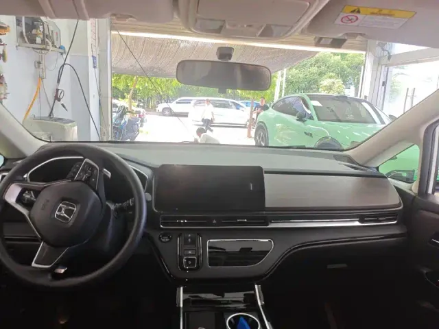 Honda Odyssey — Фото автомобиля 3
