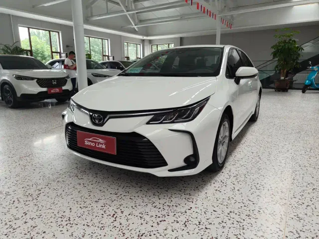 Фотография автомобиля — Toyota Corolla