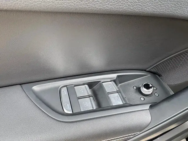 Audi Q5L — Фото автомобиля 14