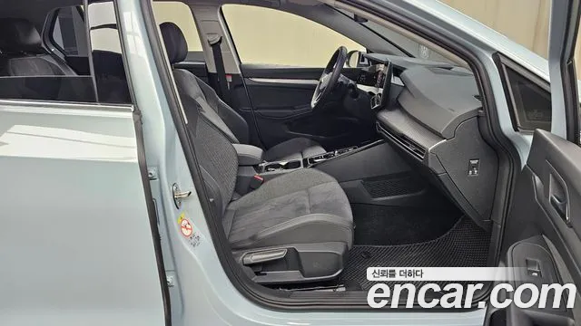Volkswagen Golf Golf 8 поколение 2.0 TDI Prestige — Фото автомобиля 21