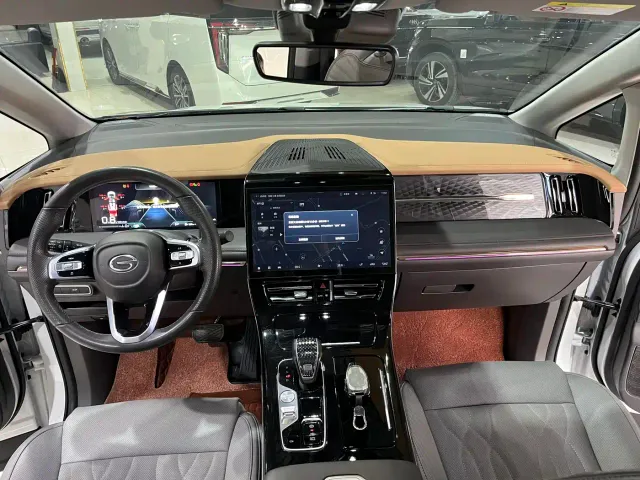 GAC Trumpchi M8 — Фото автомобиля 8