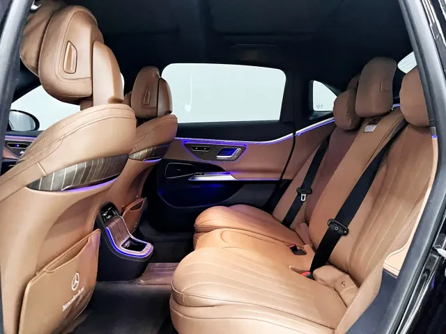 Mercedes-Benz E-Class — Фото автомобиля 6