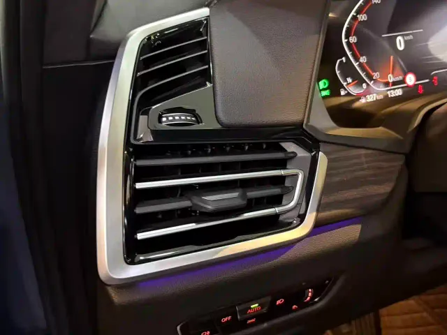 BMW X5 — Фото автомобиля 14