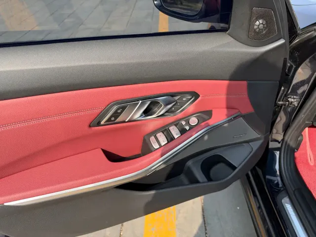 BMW 3 Series — Фото автомобиля 9