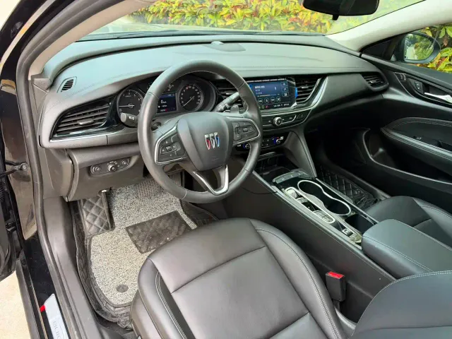 Buick Regal — Фото автомобиля 5