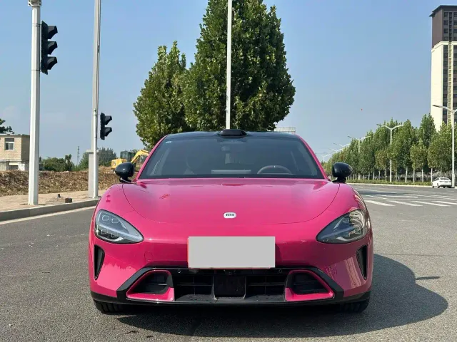 Xiaomi SU7 — Фото автомобиля 2