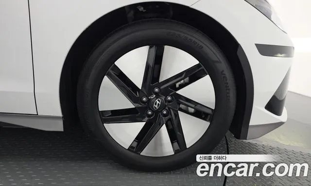 Hyundai Ioniq 6 — Фото автомобиля 6