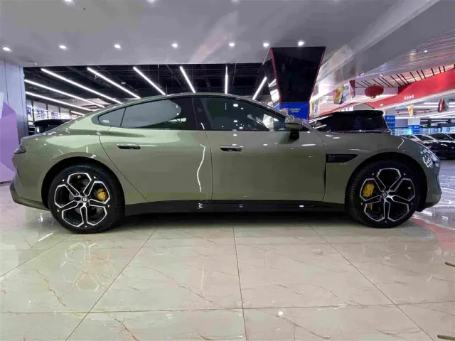 Xiaomi SU7 — Фото автомобиля 15