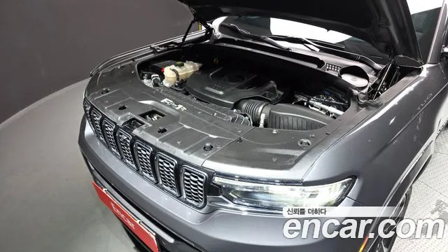 Jeep Cherokee Grand Cherokee(WL) 3.6 Overland — Фото автомобиля 6