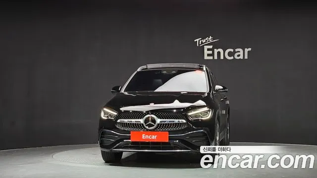 Mercedes-Benz GLA-Class — Фото автомобиля 3