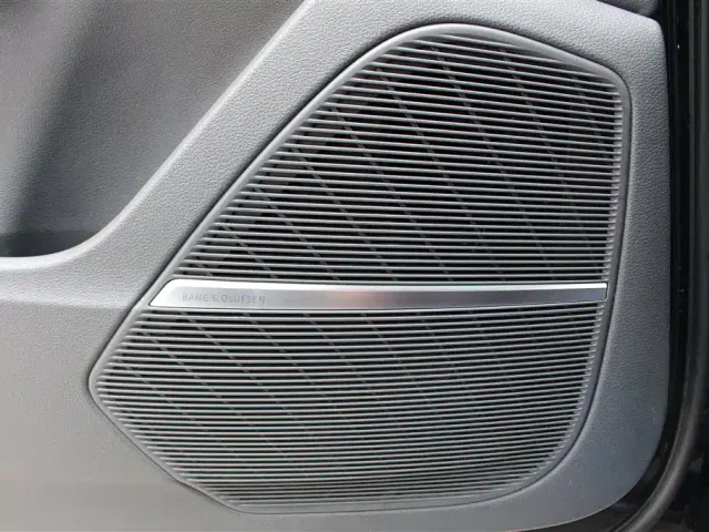 Audi Q7 — Фото автомобиля 8