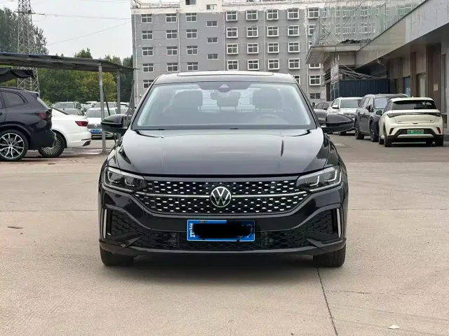 Volkswagen Lavida — Фото автомобиля 2
