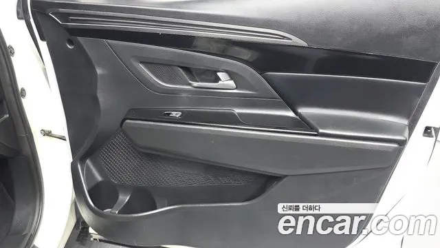 KGM Korando Beautiful — Фото автомобиля 13