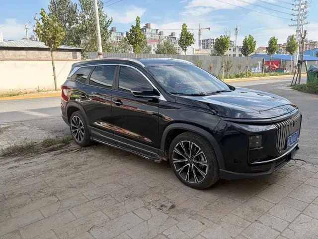 Jetour X90 Pro — Фото автомобиля 2