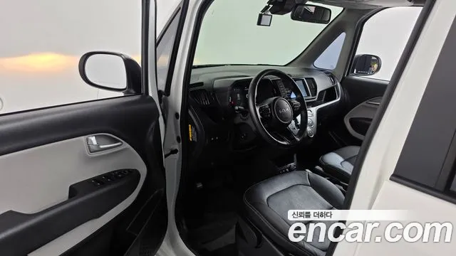 Kia RAY Новый Kia Ray Фургон — Фото автомобиля 10