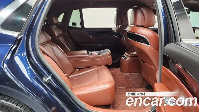 Genesis G90 — Фото автомобиля 11