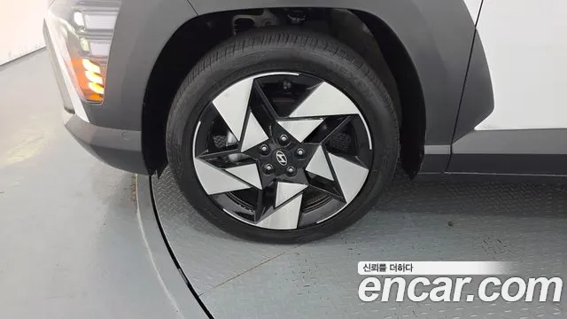 Hyundai Kona SX2 — Фото автомобиля 5