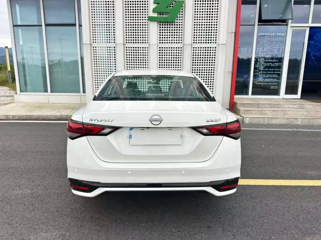 Nissan Sylphy — Фото автомобиля 27