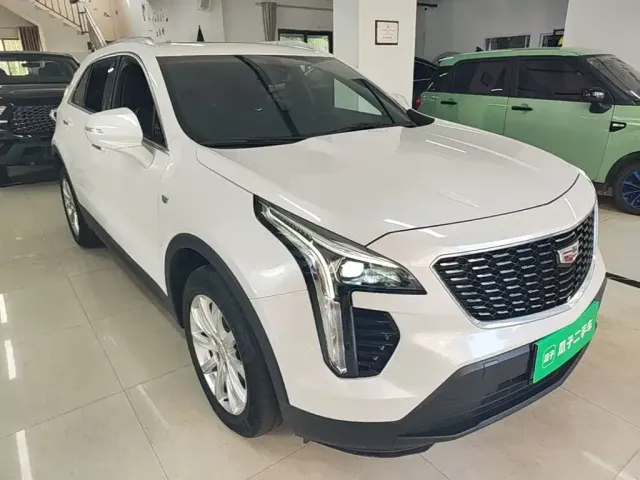 Cadillac XT4 — Фото автомобиля 3