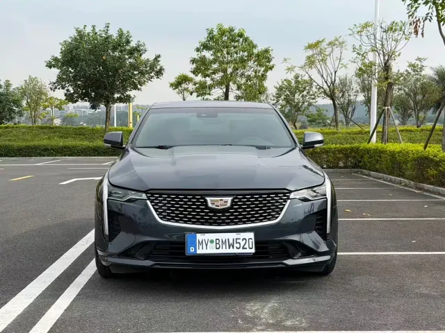 Cadillac CT4 — Фото автомобиля 2